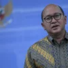 Menteri Investasi dan Hilirisasi Rosan Roeslani memberikan keterangan kepada wartawan usai bertemu dengan Pres