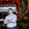 Jim Farley, CEO Ford, di pabrik produksi perusahaan di Dearborn, Michigan, 4 April 2022. Ford akan memperkenal