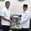 Menteri Desa dan Pembangunan Daerah Tertinggal, Yandri Susanto, menemui Kabareskrim Polri, Komjen Wahyu Widada