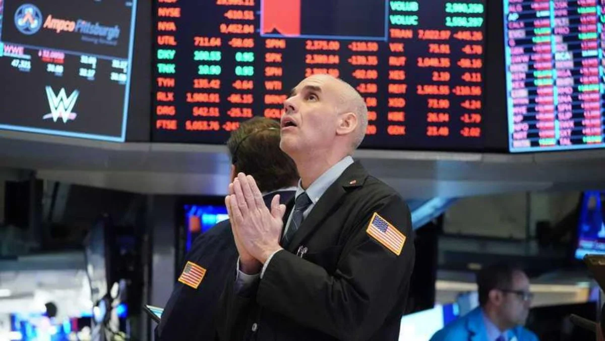 Ilustrasi Foto: Emiten Wall Street. AP