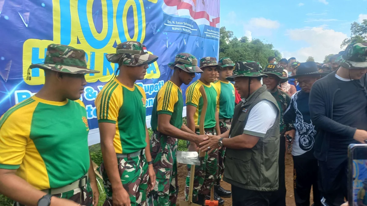 Bupati Majalengka, H Eman Suherman melaunching program Ngabret. (Foto: Diskominfo Majalengka)