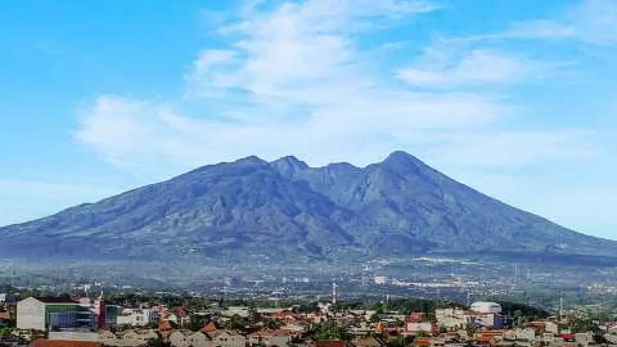 Gunung Salak Jawa Barat. Foto: X/@mwv_mystic