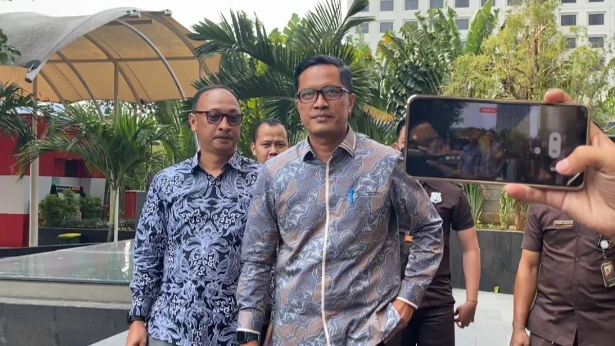 Rasamala Aritonang dan Febri Diansyah