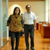 Menteri Keuangan, Sri Mulyani Indrawati melakukan diskusi dengan Ketua Dewan Ekonomi Nasional, Luhut Binsar Pa