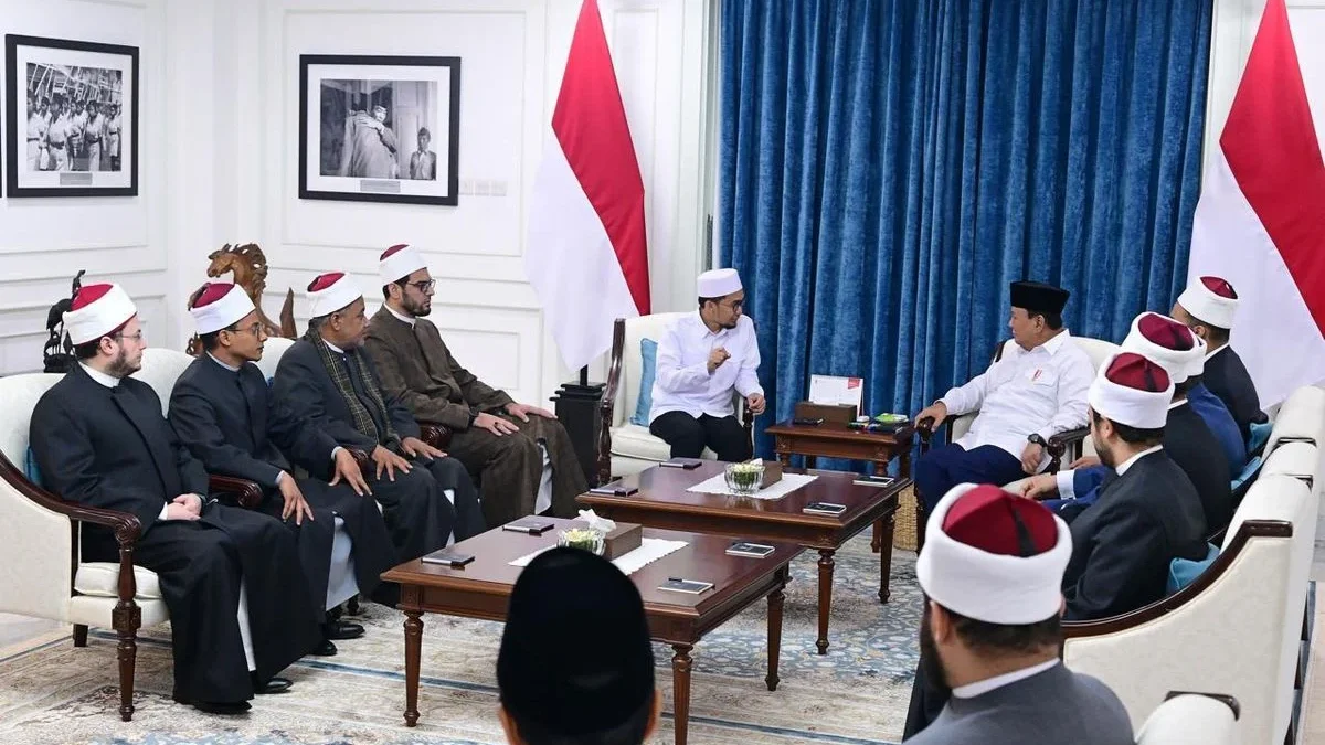 Presiden Prabowo Subianto menerima kunjungan Ustaz Adi Hidayat bersama sejumlah perwakilan dari Universitas Al