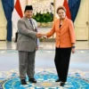 Potret Presiden RI Prabowo Subianto bersama Presiden New Development Bank (NDB) Dilma Vana Rousseff. (Foto: Ca