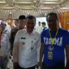 Gubernur Jawa Tengah Ahmad Luthfi bersama Ketua Kagama Cirebon Heru Subagia, Rabu (8/5)