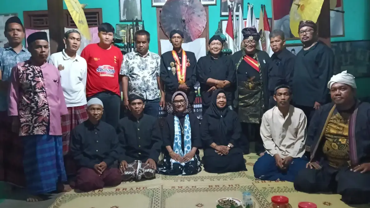 Padepokan Diponegaran bersama Kagama Cirebon di Desa Bumiharjo Kecamatan Borobudur, Sabtu (10/5) malam
