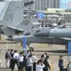 Pesawat Jet J-10 C China. (HECTOR RETAMAL / AFP)