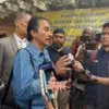 Pakar telematika Roy Suryo menjalani pemeriksaan di Gedung Direktorat Reserse Kriminal Umum Polda Metro Jaya,