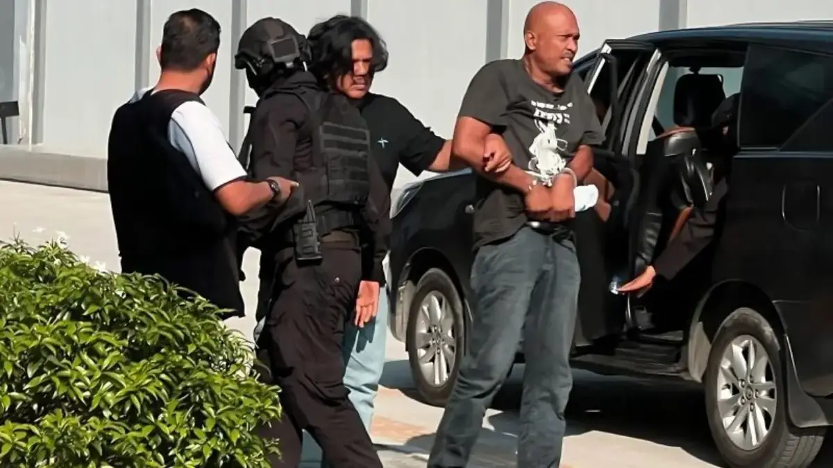 Tim Satgas Intelijen Kejagung menangkap buronan bernama Eddy Suranta Gurusinga alias Godol di Sibolangit, Deli