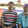 Mayor Amri Tabuni (kemeja biru) dan Sebby Sambom (kaos garis-garis). Dokumentasi TPNPB OPM