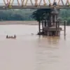 Tim SAR gabungan melakukan pencarian jasad Suyono (67), bos sawit korban pembunuhan yang dibuang ke Sungai Ind