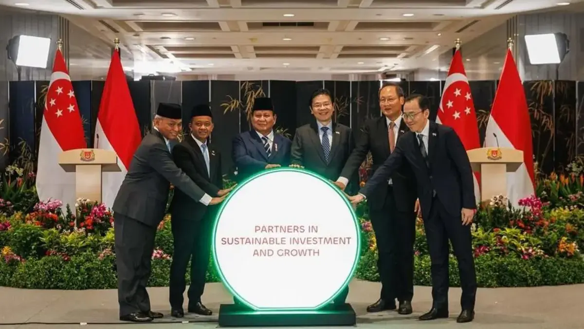 Presiden Prabowo Subianto dan Perdana Menterei Singapura Lawrence Wong. (Instagram/lawrencewongst)