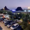 Resta Pendopo KM 456 berada di Jalan Tol Semarang Kilometer 456A dan 456B, Salatiga, Jawa Tengah.