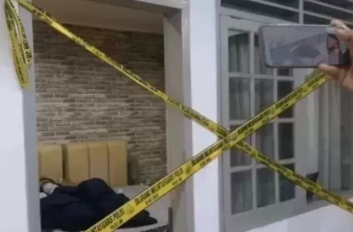 Tempat kos Arya Daru Pangayunan. Lakban kuning ternyata biasa digunakan Diplomat Kemlu. (Ist)