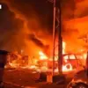 Iran melancarkan serangan terhadap Kota Haifa, Israel, pada Minggu (15/6/2025) malam. Serangan itu memicu koba