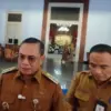 Bupati Pati Sudewo didampingi Plt Sekretaris Daerah (Sekda) Kabupaten Pati Riyoso. [ANTARA/Akhmad Nazaruddin L