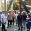 Polres Subang bersama tim gabungan dari Puslabfor Mabes Polri, Inafis Polda Jabar saat menyisir lokasi.