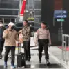 Bupati Kolaka Timur, Sulawesi Tenggara, Abdul Azis saat tiba di Gedung Merah Putih KPK, Jakarta, Jumat (8/8/20