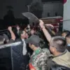 Gubernur Daerah Istimewa Yogyakarta (DIY) Sri Sultan Hamengku Buwono X mendatangi Markas Polda DIY, Jumat mala