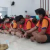 Konferensi pers penetapan tersangka pembakaran Gedung Negara Grahadi di Polrestabes Surabaya. (Foto: Istimewa)