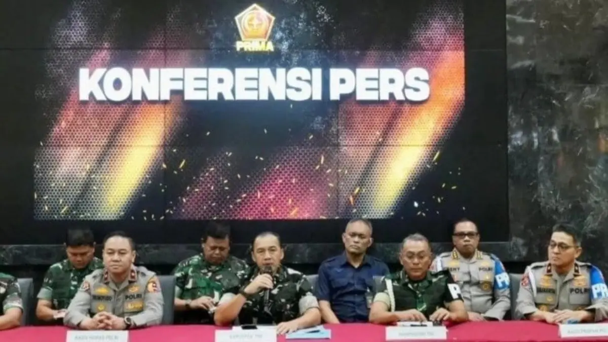 Kapuspen TNI membantah deretan hoaks yang menyebut anggota menjadi provokator demo. Foto: Puspen TNI