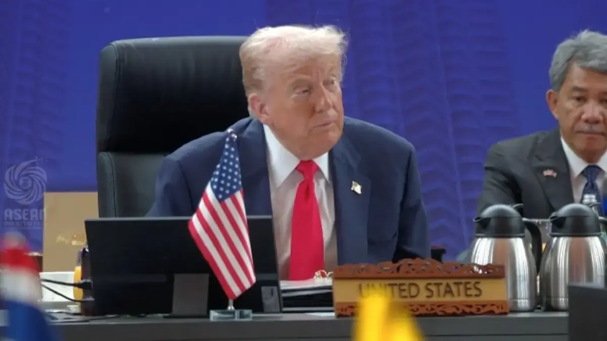 Trump Puji Prabowo di KTT ke-47 ASEAN: Terima Kasih Sahabat Saya Prabowo Atas Babak Baru di Timur Tengah Presiden AS Donald Trump di KTT ke-47 ASEAN (Foto: Biro Pers Sekretariat Presiden)