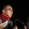 Menteri Pendidikan Tinggi, Sains, dan Teknologi Brian Yuliarto menyampaikan keterangan seusai menghadiri rapat