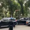 Suasana saat Presiden Republik Indonesia Prabowo Subianto memanggil sejumlah menteri Kabinet Merah Putih di Ja