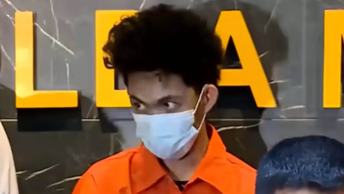 WTF sosok yang diduga hacker Bjorka