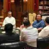 Presiden RI Prabowo Subianto mengundang sejumlah pejabat untuk berdiskusi terkait isu terkini dalam negeri, an
