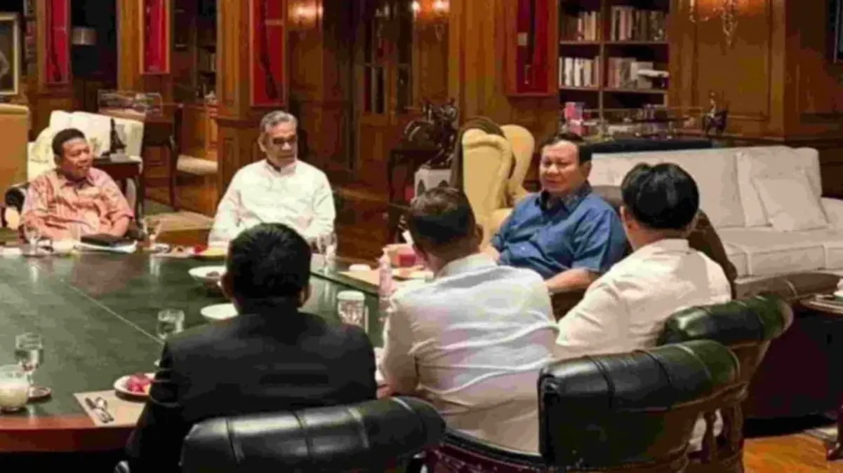 Presiden RI Prabowo Subianto mengundang sejumlah pejabat untuk berdiskusi terkait isu terkini dalam negeri, an