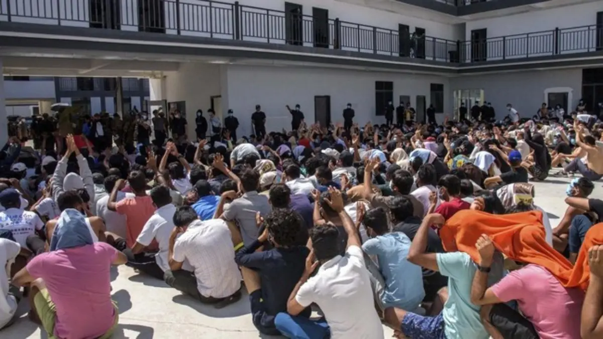 KBRI di Yangon Myanmar Pantau Situasi Kawasan Myawaddy Terkait Upaya Perlindungan 53 WNI Eks KK Park Ilustrasi. Ribuan korban online scam dievakuasi dari KK Park, Myanmar, beberapa waktu lalu. (REUTERS/Stringer)