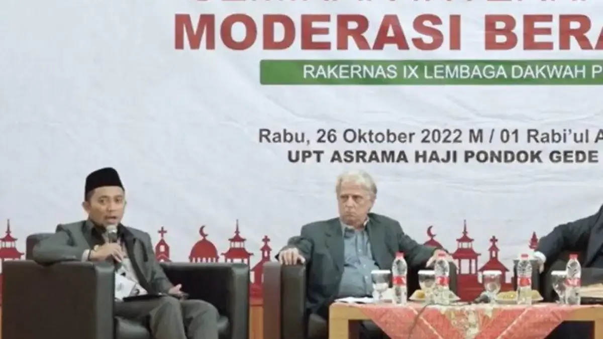 Holland Taylor dalam Seminar Internasional Moderasi Beragama (tengah). Foto: Istimewa
