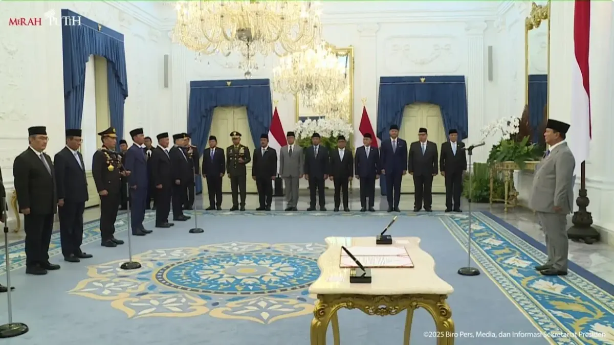 Jimly Asshiddiqie Resmi Jadi Ketua Komisi Percepatan Reformasi Kepolisian Presiden Prabowo Lantik Komisi Percepatan Reformasi Polri (Dok. Tangkapan layar )