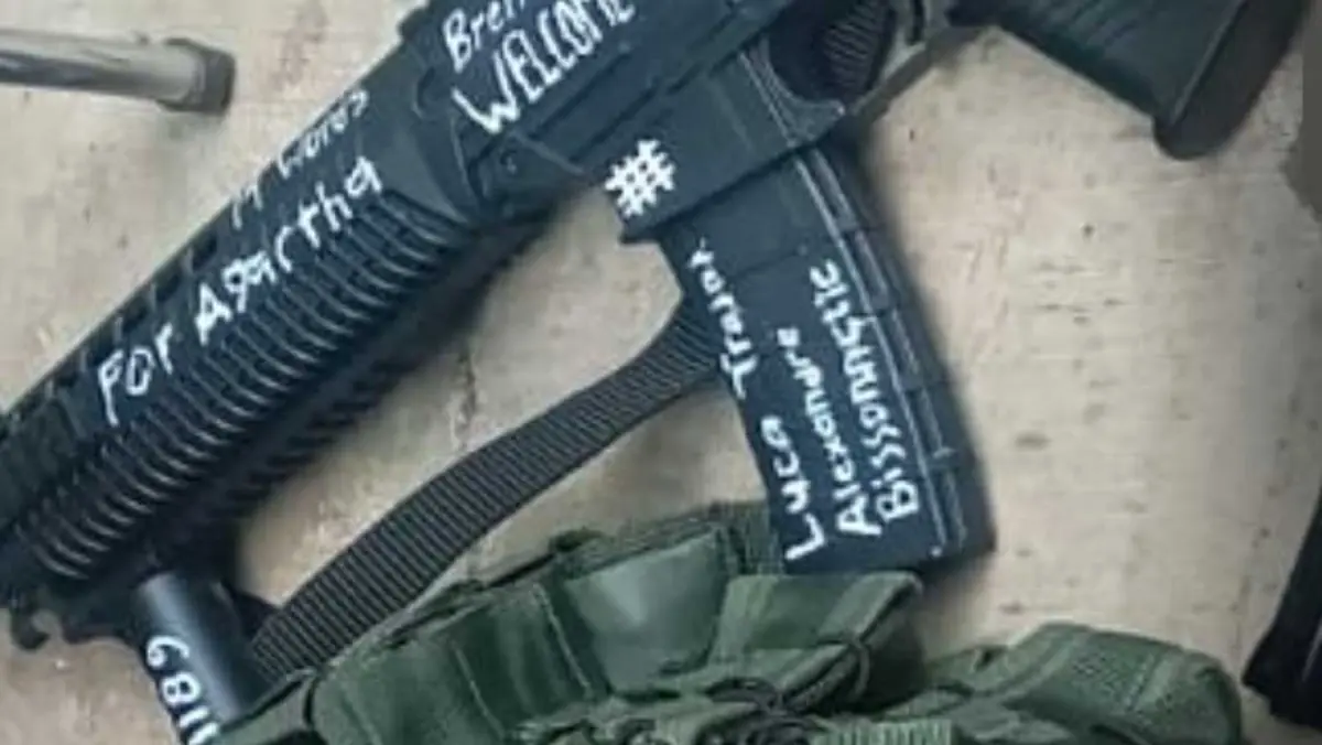 Replika senjata Assault Rifles AR-15 (IST)