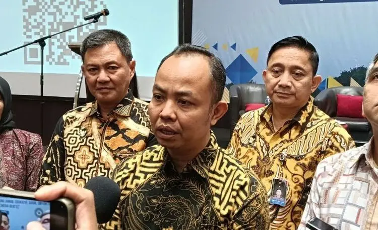 Dewan Pers: Konten dari Media Sosial yang Berafiliasi dengan Media Massa Bukan Ranah UU ITE Anggota Dewan Pers Muhammad Jazuli. (Foto: Antara/Zuhdiar Laeis)